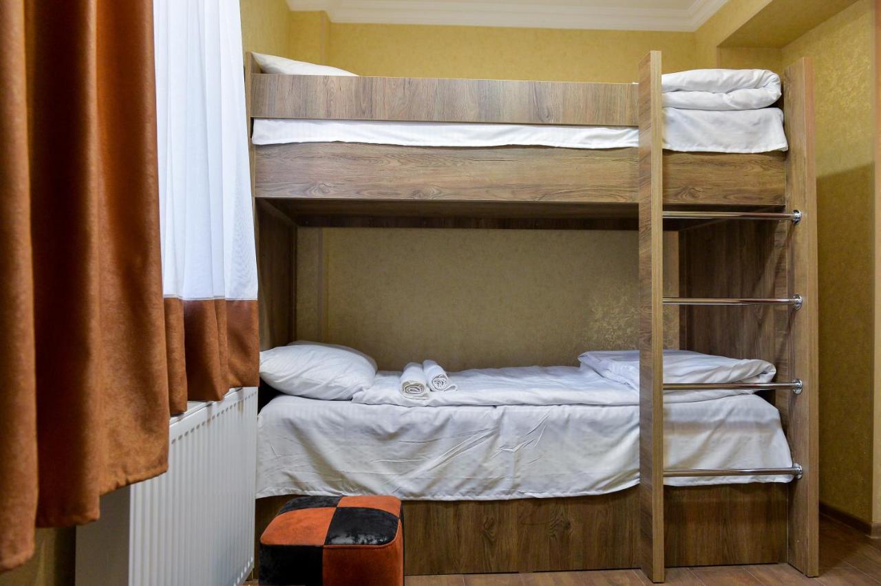 קוטאיסי Hostel Look מראה חיצוני תמונה